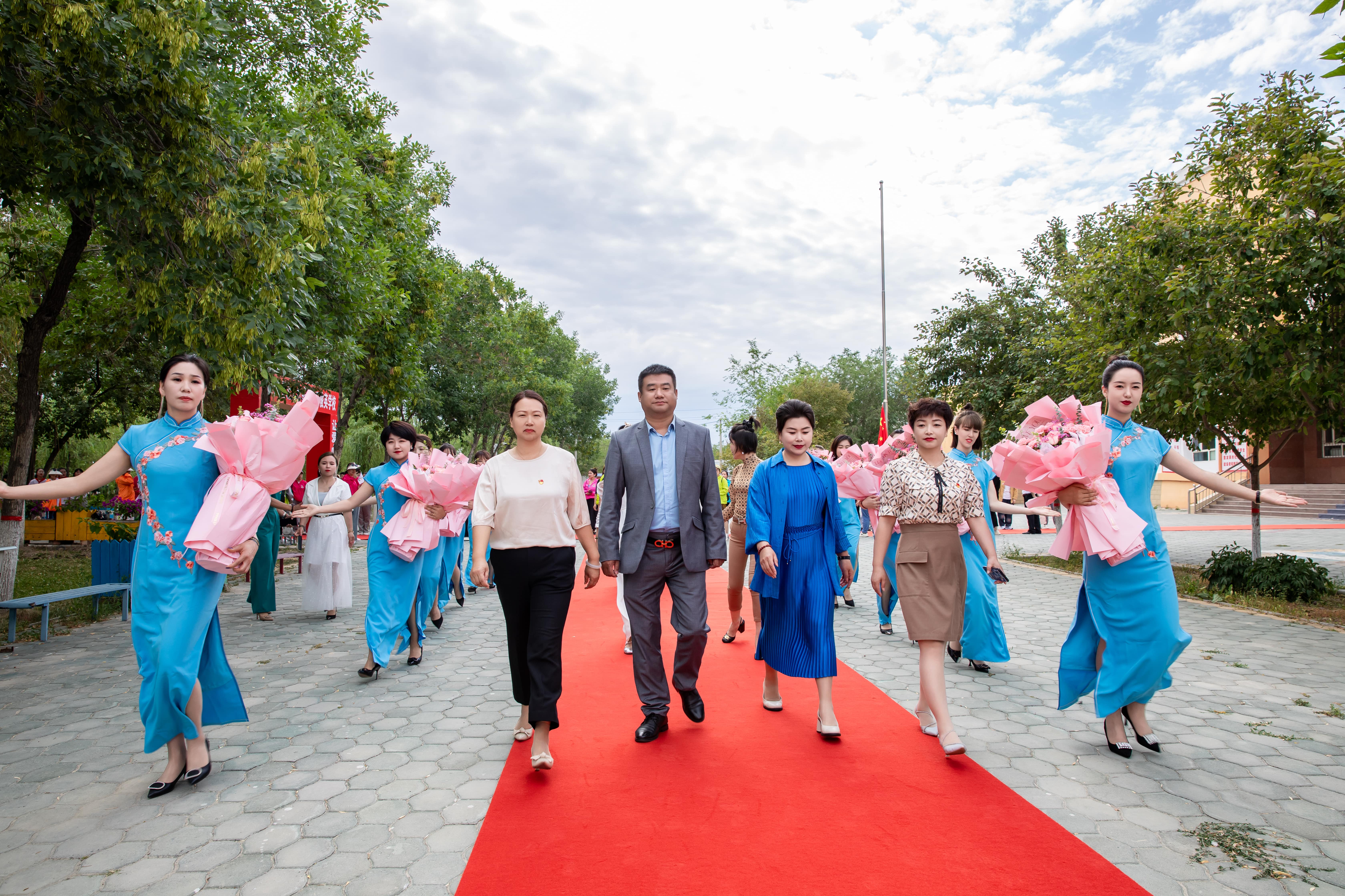 第251所 新疆昌吉州玛纳斯县北五岔镇万象城(中国)王俊英学校 第251所 新疆昌吉州玛纳斯县北五岔镇万象城(中国)王俊英学校