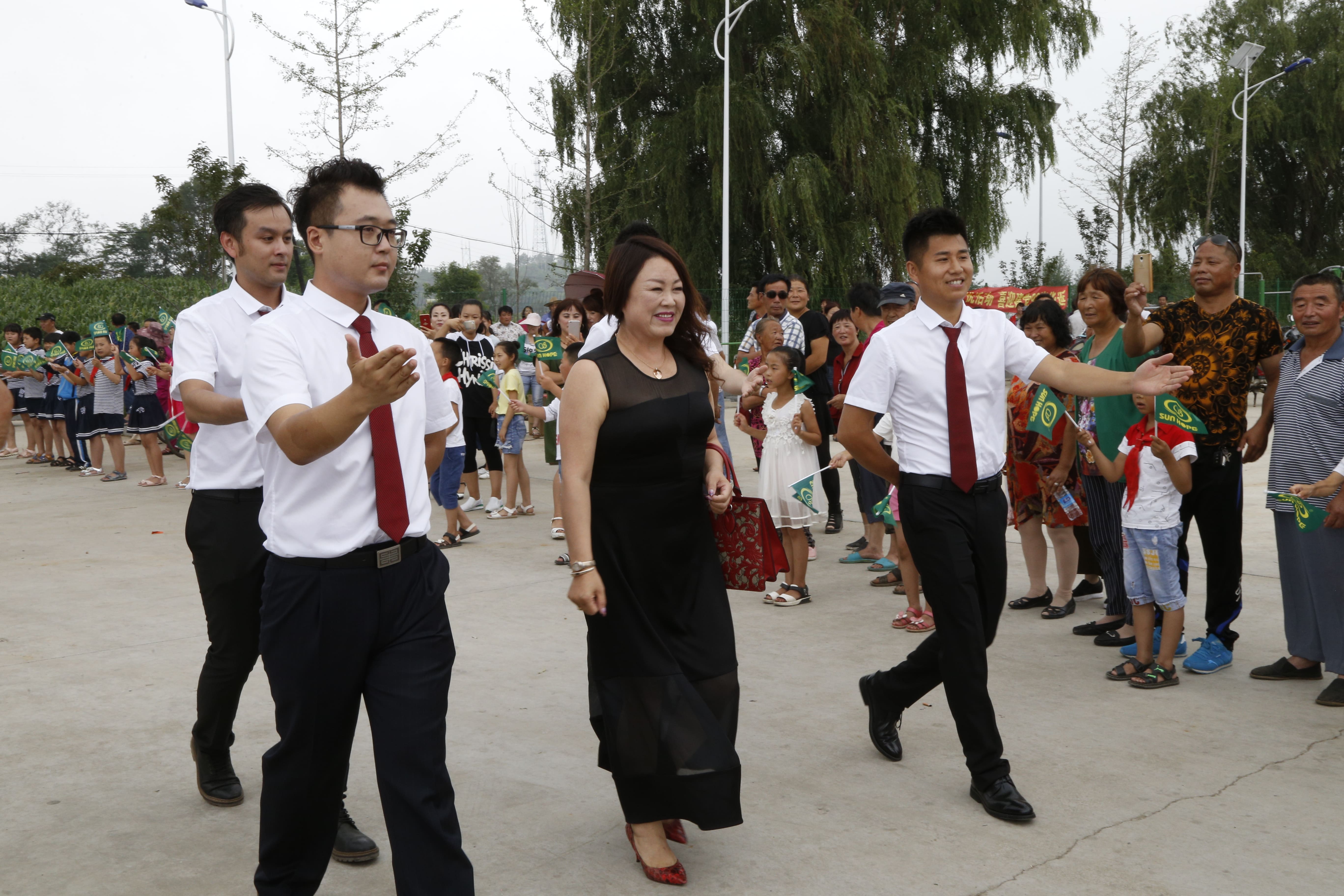 第110所 东港市椅圈镇万象城(中国)张兰小学 第110所 东港市椅圈镇万象城(中国)张兰小学